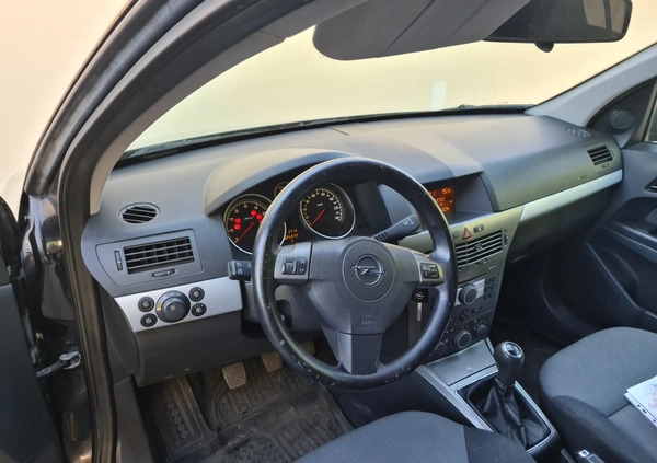 Opel Astra cena 7999 przebieg: 320000, rok produkcji 2006 z Olszyna małe 22